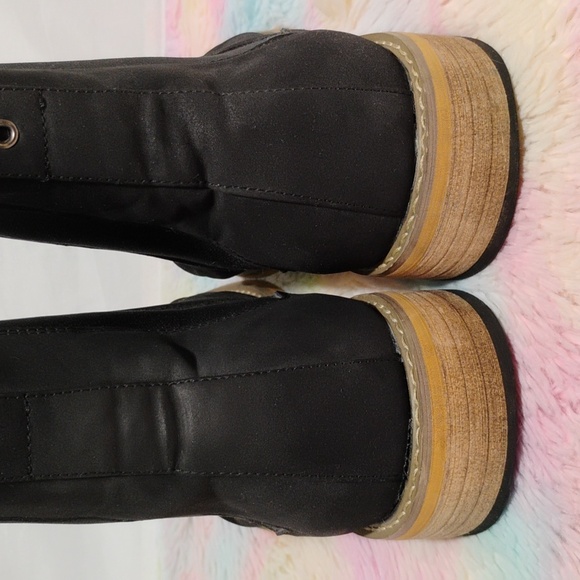 J75 Chelsea Boots Sz.10 Gently Worn (E-1 CRATE) - Picture 8 of 15